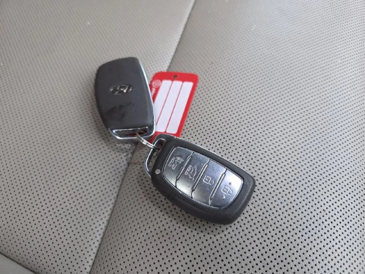 2016 Hyundai Tucson Luxury Main Image