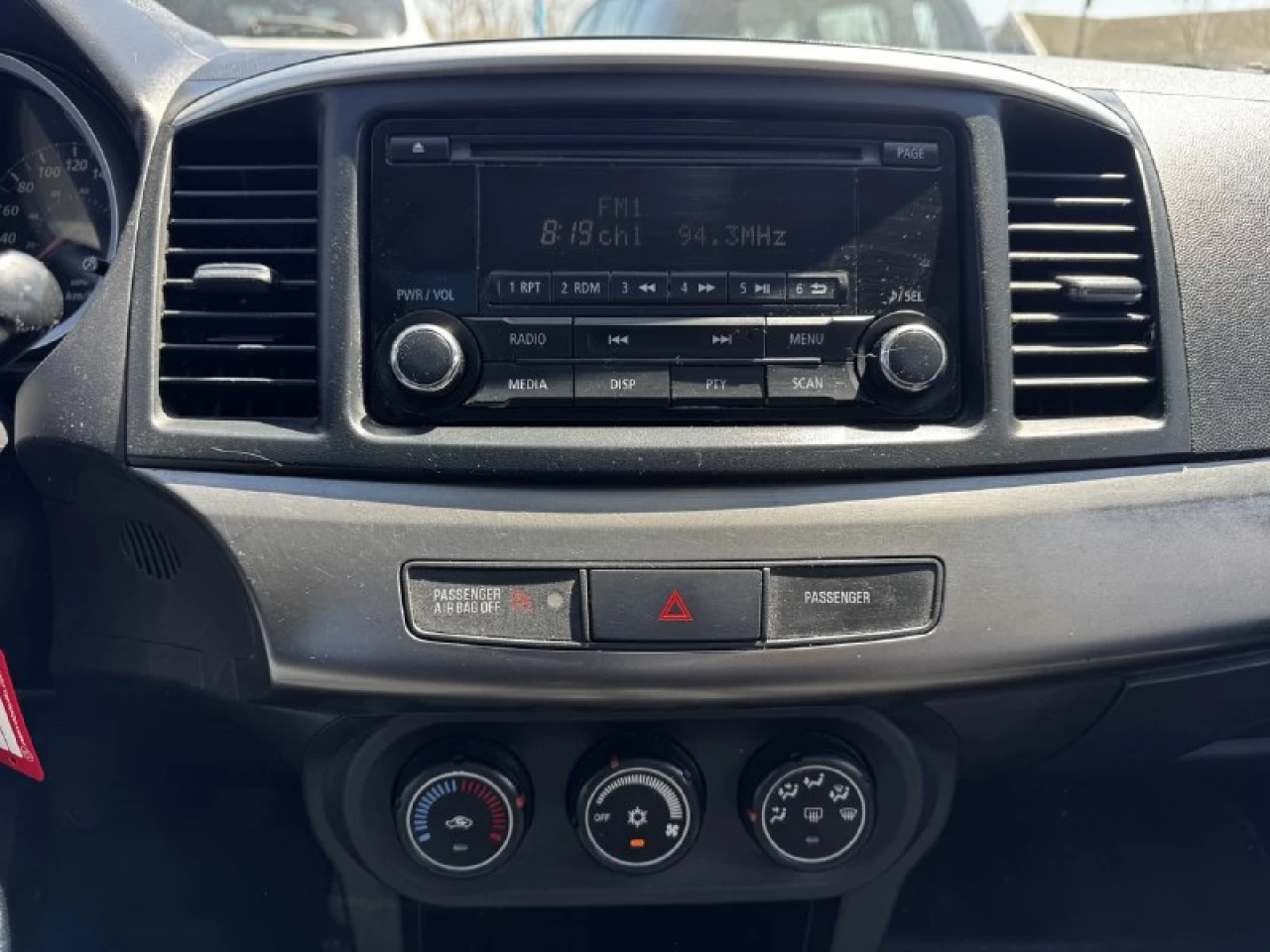 2015 Mitsubishi Lancer LIMITED**TOIT OUVRANT**SIEGES CHAUFFANTS**MAGS**AIRCLIM** Image principale