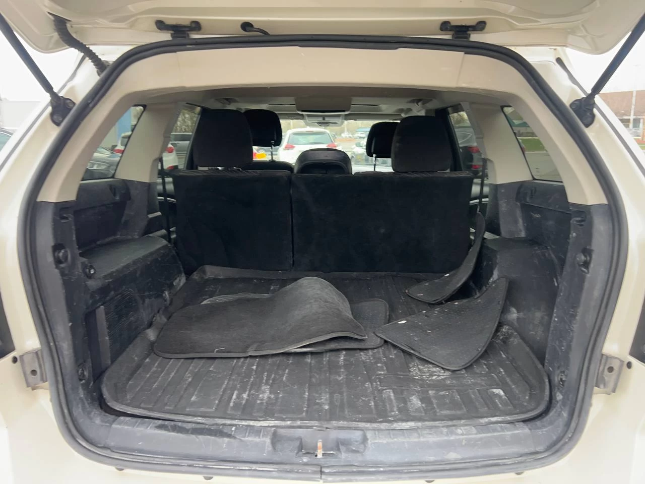 2017 Dodge Journey SXT**TOIT OUVRANT**CAMERA DE RECUL**SIEGES CHAUFFNATS**NAVIGATION**MAGS** Image principale