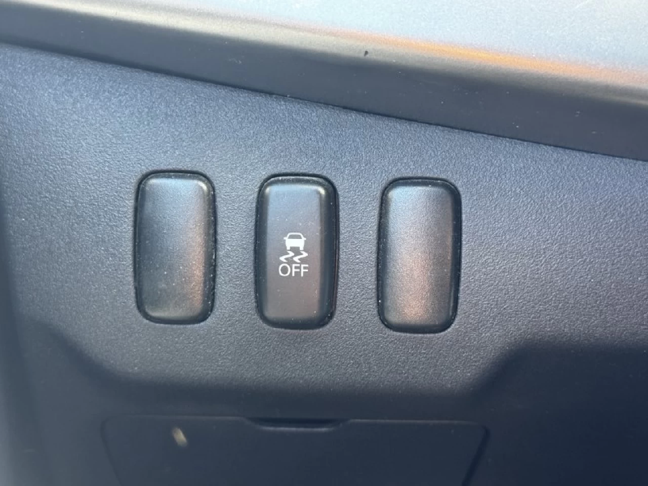 2015 Mitsubishi Lancer LIMITED**TOIT OUVRANT**SIEGES CHAUFFANTS**MAGS**AIRCLIM** Image principale