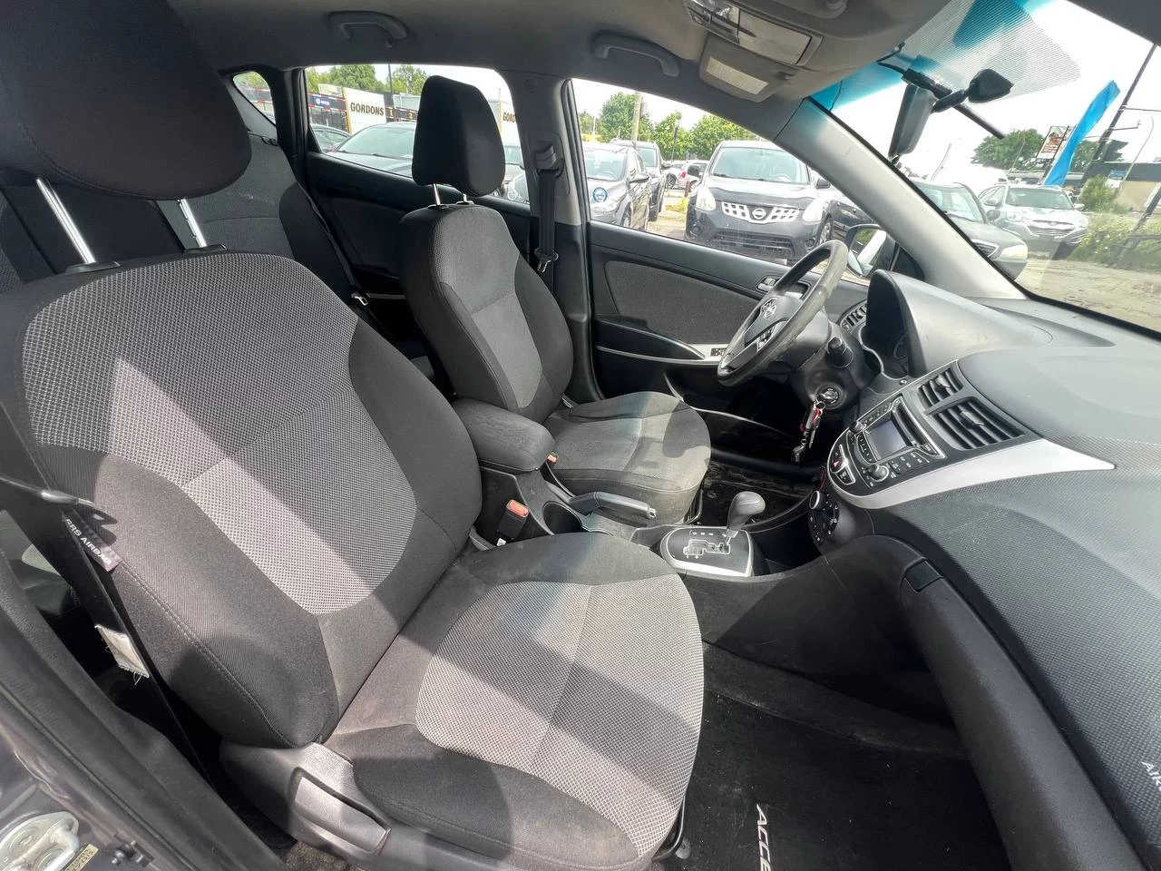 2013 Hyundai Accent GL**SIEGES CHAUFFENT** Image principale