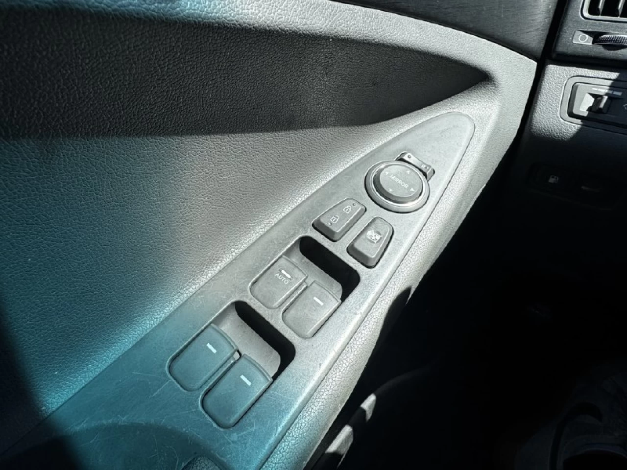 2011 Hyundai Sonata GL**PROMATION DU MOI !! 1 AN DE GARANTIE INCLUE DANS LE PRIX !!**SIEGES CHAUFFANTS**PRIX EN SPECIAL** Image principale