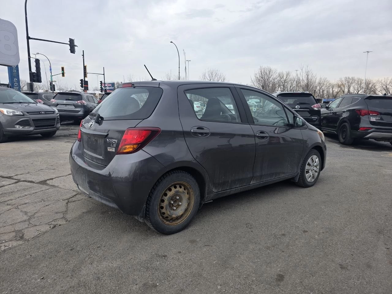 2016 Toyota Yaris  Image principale