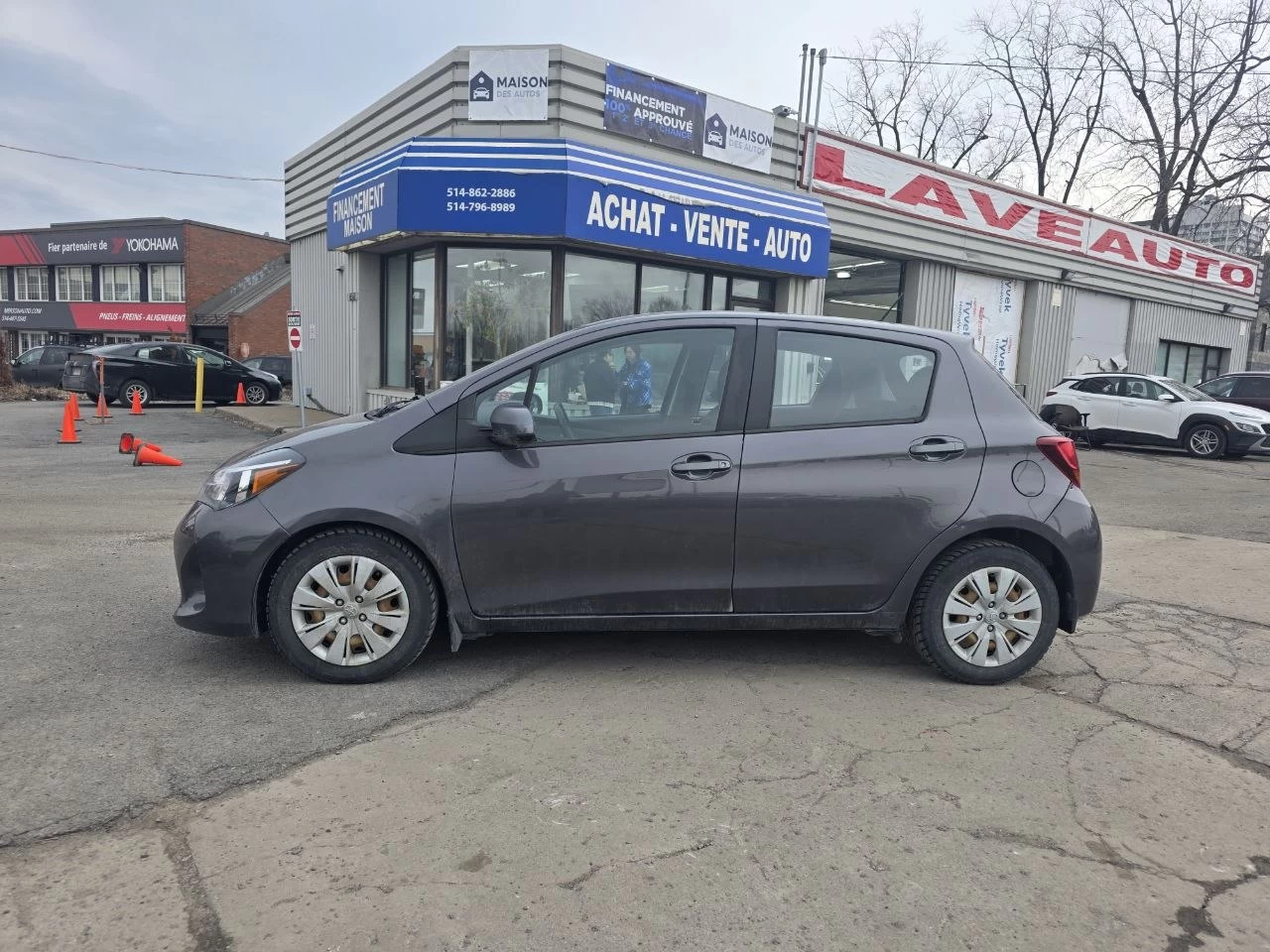 2016 Toyota Yaris  Image principale