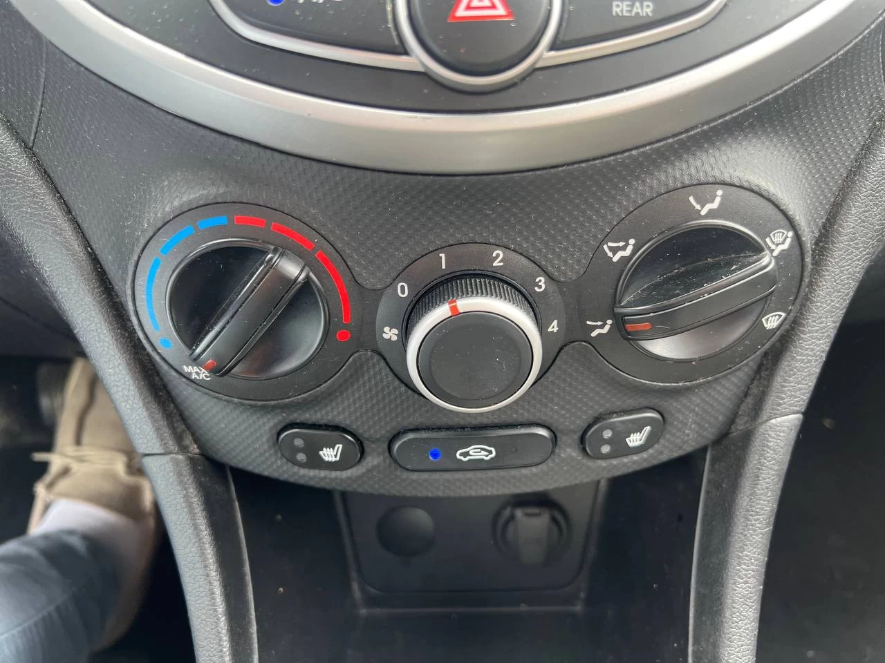2013 Hyundai Accent GL**SIEGES CHAUFFENT** Image principale