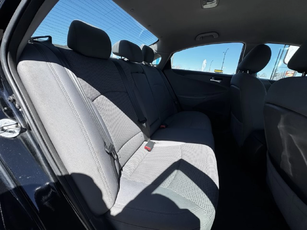 2011 Hyundai Sonata GL**PROMATION DU MOI !! 1 AN DE GARANTIE INCLUE DANS LE PRIX !!**SIEGES CHAUFFANTS**PRIX EN SPECIAL** Image principale