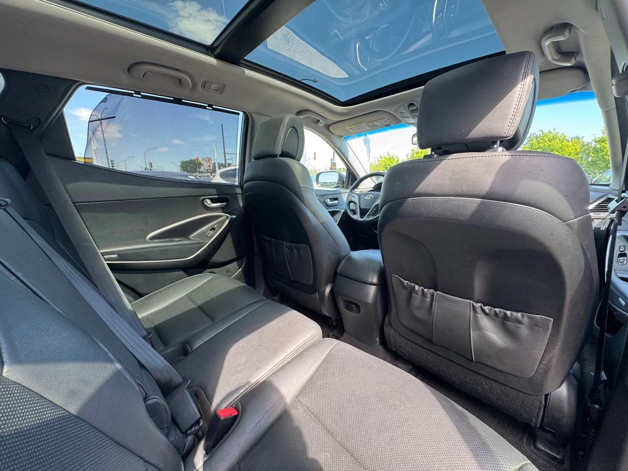 2017 Hyundai Santa Fe Sport SE**AWD**SAAQ CERTIFIEE**TOIT OUVRANT PANORAMIQUE**SIEGE EN CUIR**CAMERA DE RECUL**SIEGES CHAUFFNATS AVANT ET ARRIERE**Volant Chauffant**Alerte d'angle Mort**MAGS** Image principale