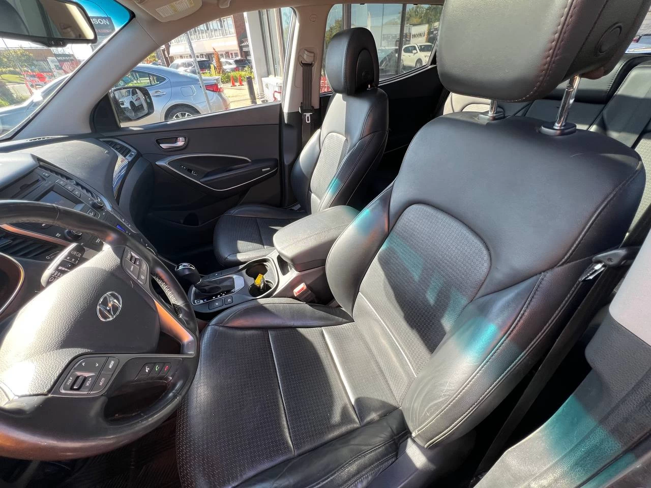 2014 Hyundai Santa Fe Sport SE**AWD**SAAQ CERTIFIEE**TOIT OUVRANT PANORAMIQUE**SIEGE EN CUIR**CAMERA DE RECUL**SIEGES CHAUFFNATS AVANT ET ARRIERE**VOLANT CHAUFFNATS**MAGS** Image principale