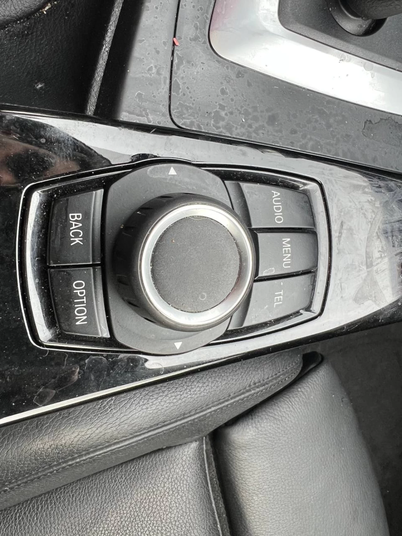 2014 BMW 320i xDrive 320i xDrive**AWD**TOIT OUVRANT**VOLANT CHAUFFANTS**SIEGES  EN CUIR**SIEGES CHAUFFANTS** Image principale