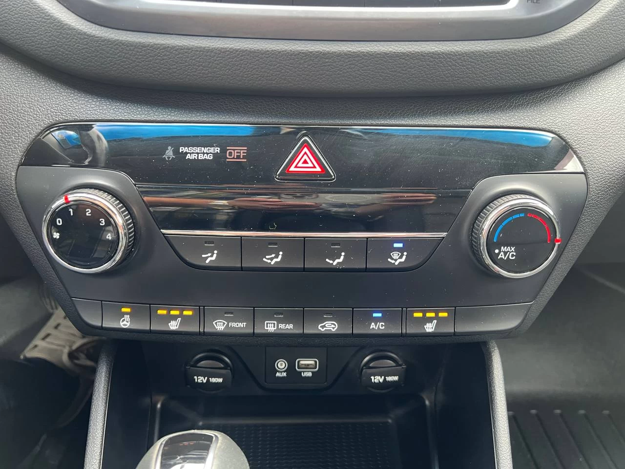 2017 Hyundai Tucson Premium**SAAQ Certifie**CAMERA DE RECUL**ANGLE MORT**SIEGES CHAUFFANTS**Volant Chauffant**MAGS Image principale