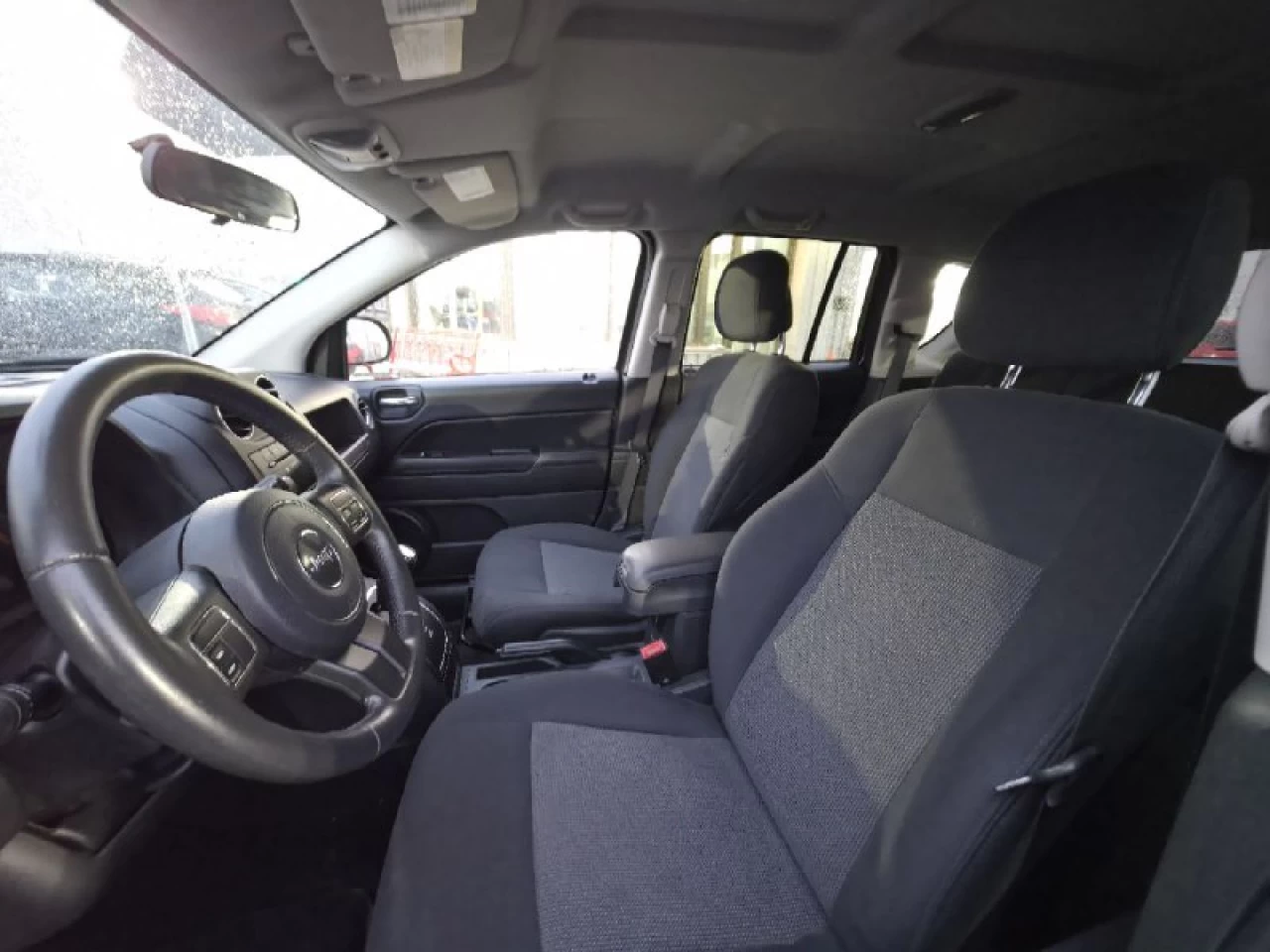 2013 Jeep Compass North**4x4**SIEGES CHAUFFNATS**MAGS** Main Image