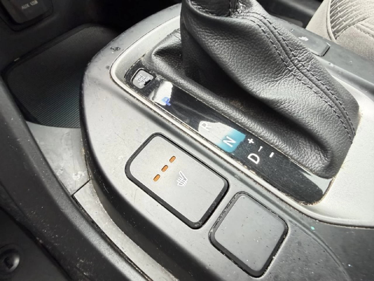 2016 Hyundai Santa Fe Sport JAMAIS ACCIDENTEE**SAAQ CERTIFIEE**UNE SEULE PROPRIO**2.4L**SIEGES CHAUFFANTS**MAGS**EN SPECIAL** Image principale