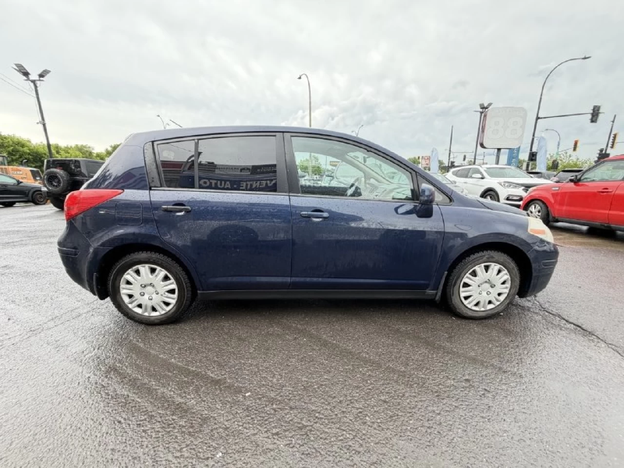 2008 Nissan Versa 1.8 SL**REGULATEURE DE VITESSE**PRIX EN SPECIAL** Main Image