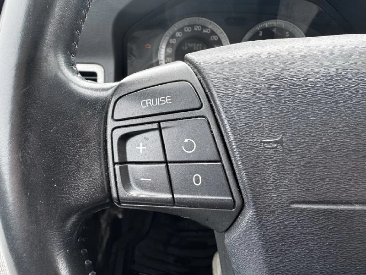 2009 Volvo XC70 3.2L**AWD**TOIT OUVRANT**SIEGES CHAUFFNATS**CUIR**PUSH TO STRAT** Main Image