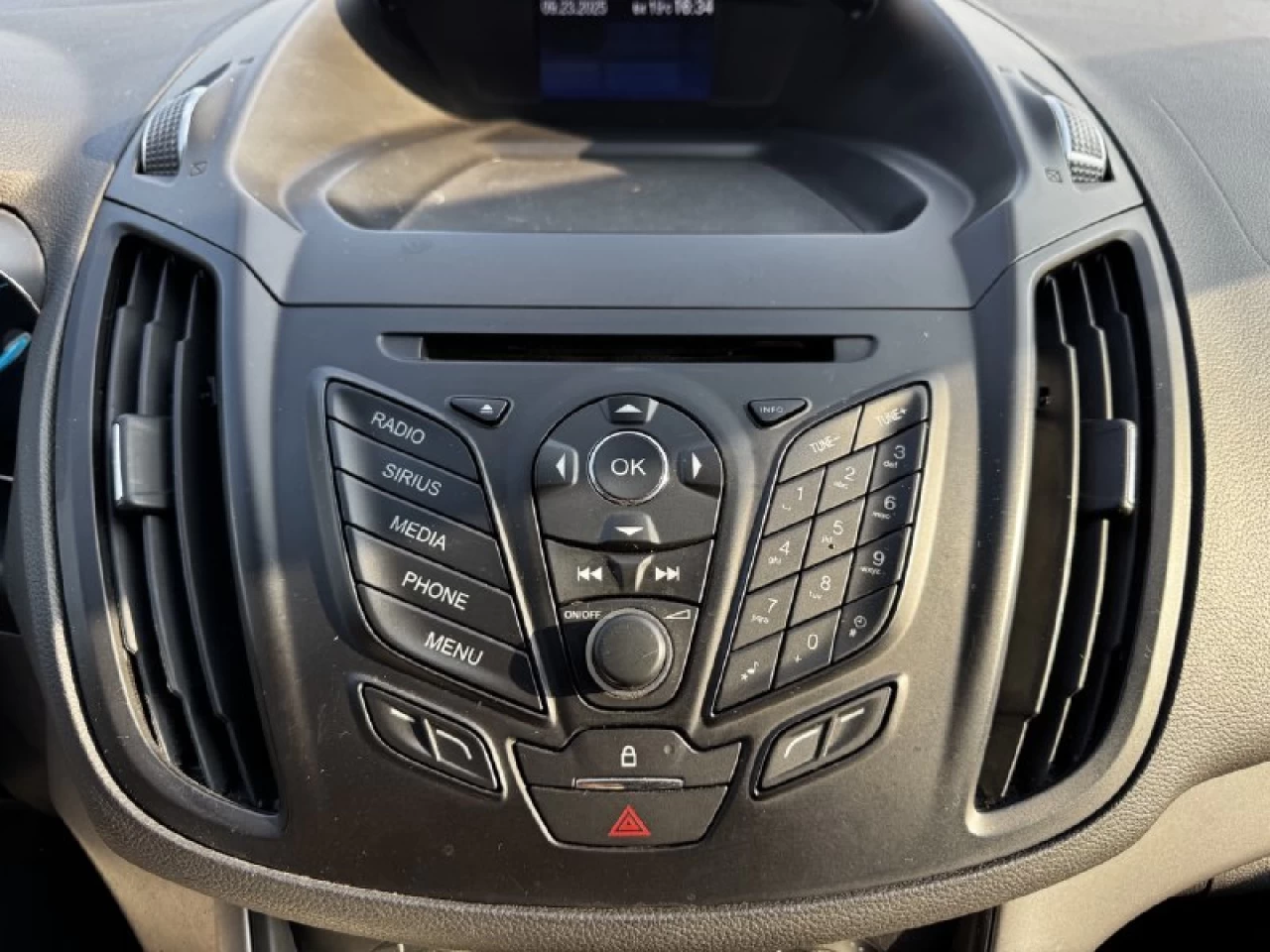 2014 Ford Escape SE**AWD**Jamais Accidente**CAMERA DE RECULE**SIEGES CHAUFFNATS**Financement 1Ère, 2e et 3e chance !! 100% ApprouvÉ Image principale