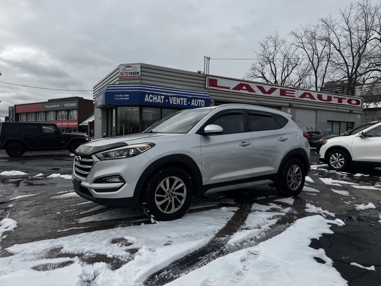 2017 Hyundai Tucson Premium**AWD**SAAQ CERTIFIEE**CamÉra de Recul**Volant Chauffant**SIEGES CHAUFFNATS AVANT ET ARRIERE**ANGLE MORT**MAGS** Main Image