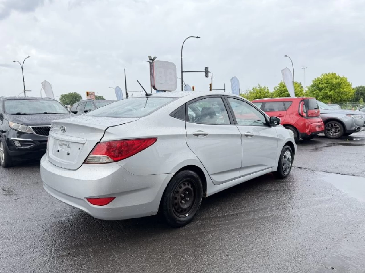 2014 Hyundai Accent L**PAS DE ROUILLE**BONNE CONDITION** Main Image