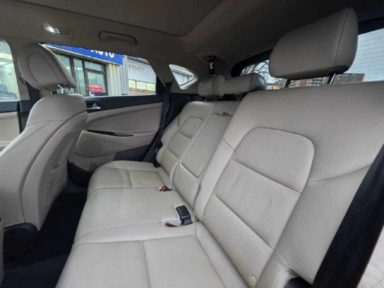 2016 Hyundai Tucson **LIMITEE**AWD**TOIT PANO**CUIR BEIGE**CAMERA**NAVI**TOUTE EQUIPEE** Image principale