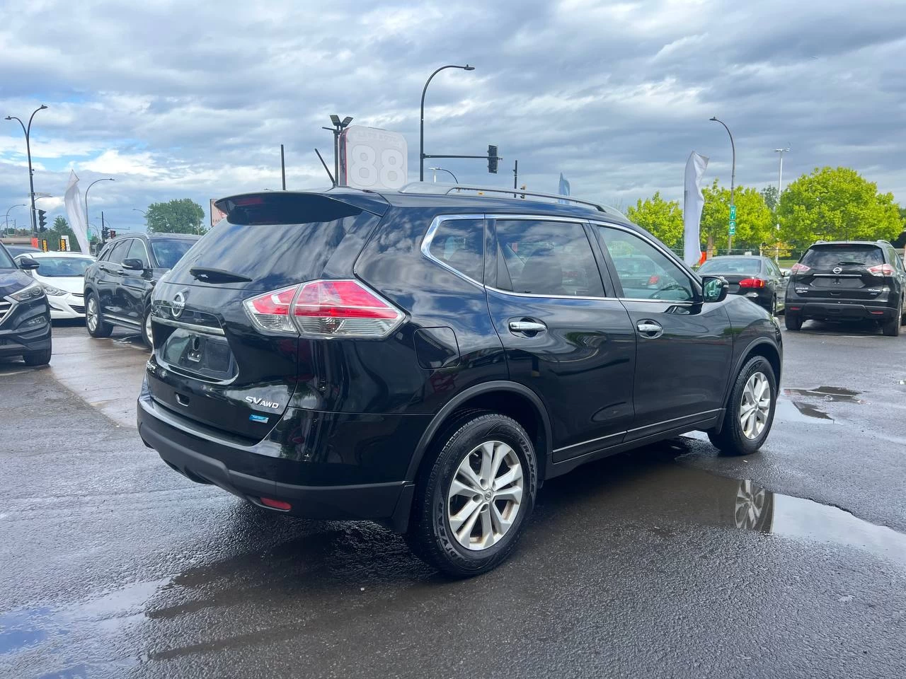2014 Nissan Rogue SV**AWD**JAMAIS ACCIDENTEE**SAAQ CERTIFIEE**TOIT PANORAMIQUE**CAMERA DE RECUL**SIEGES CHAUFFANTS**MAGS** Image principale