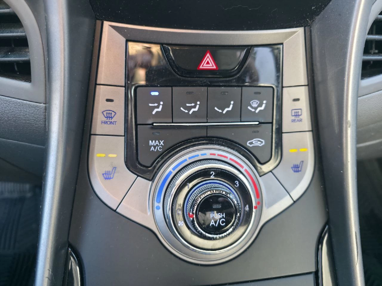 2013 Hyundai Elantra **GL**MAGS**SIEGES CHAUFFANTS**EN SPECIAL** Image principale