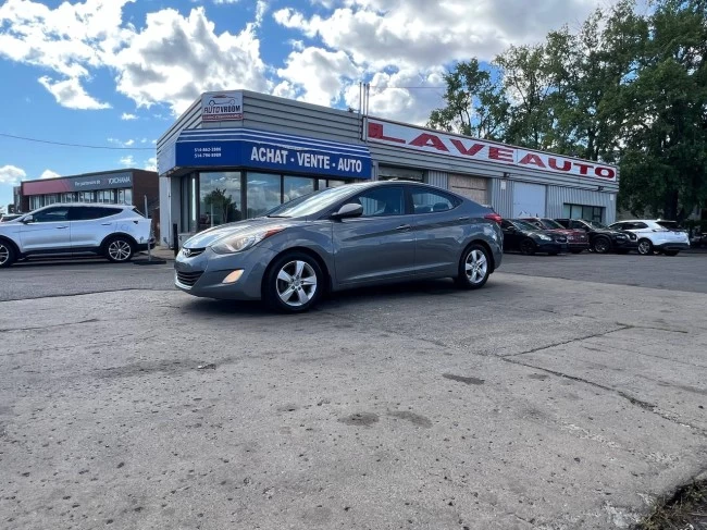 Hyundai Elantra - 2013