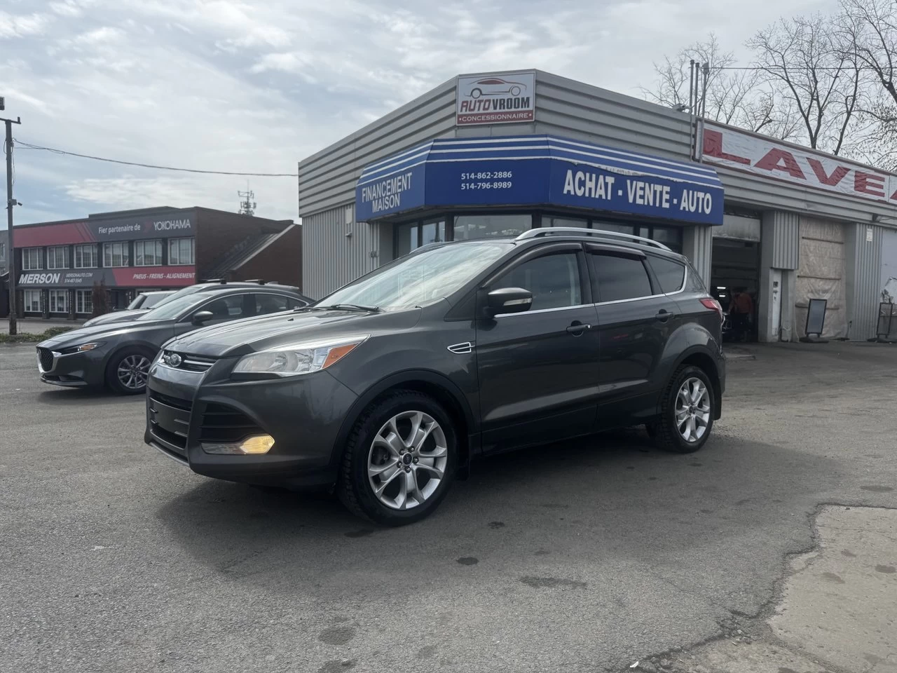 2015 Ford Escape Titanium**AWD**Toit Ouvrant**CamÉra de Recul**SIEGES EN CUIR**Navigation**SIEGES CHAUFFANTS**MAGS** Image principale