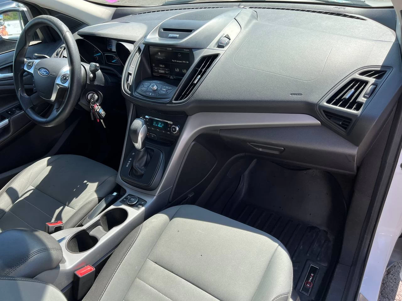 2015 Ford Escape SE**AWD**SAAQ CERTIFIEE**Jamais accidente**CamÉra de Recul**Navigation**SIEGES CHAUFFANTS**MAGS**DÉmarreur À Distance** Image principale