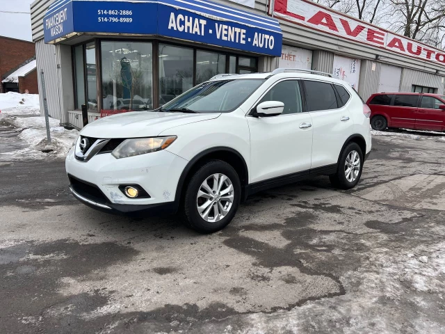 Nissan Rogue SV**AWD**Toit Ouvrant Panoramique**CAMERA DE RECULE**SIEGES CHAUFFNATS**MAGS** 2016