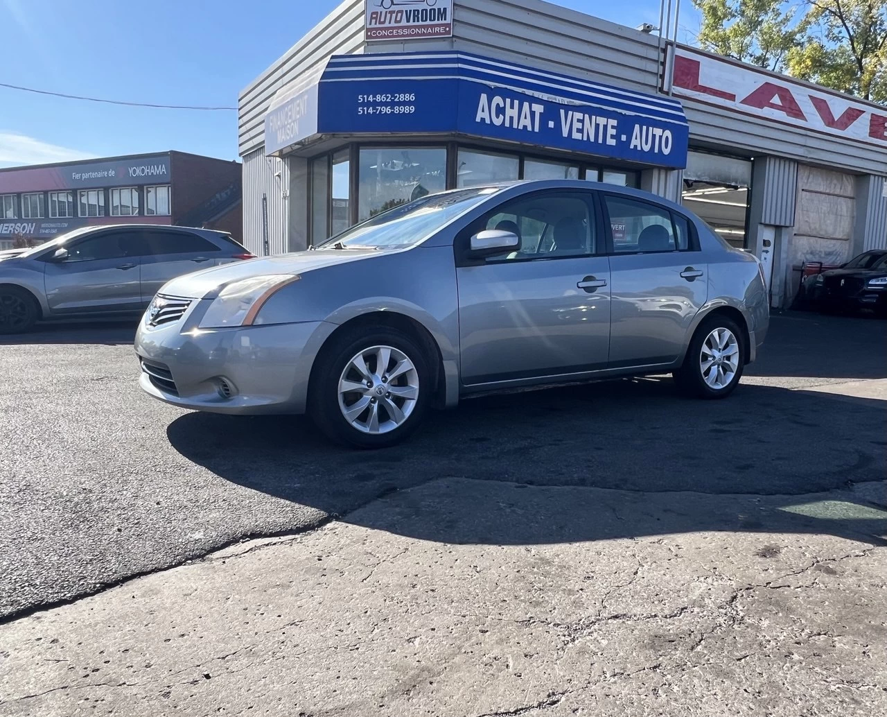 2012 Nissan Sentra 2.0**MAGS** Main Image