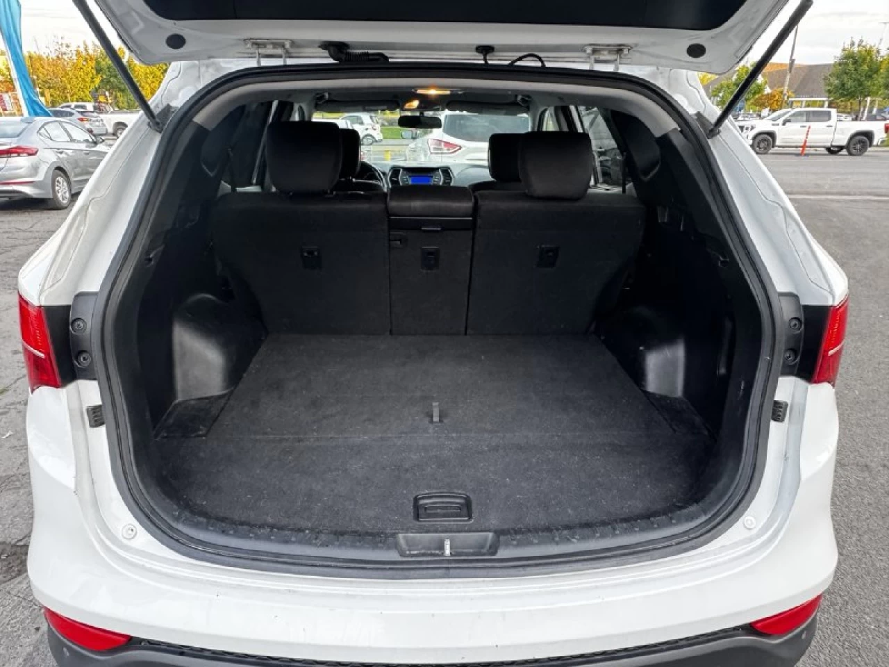 2015 Hyundai Santa Fe Sport Premium**AWD**Jamais Accidente**SIEGES CHAUFFNATS AVANT ET ARRIERE**VOLANT CHAUFFNATS**MAGS** Image principale