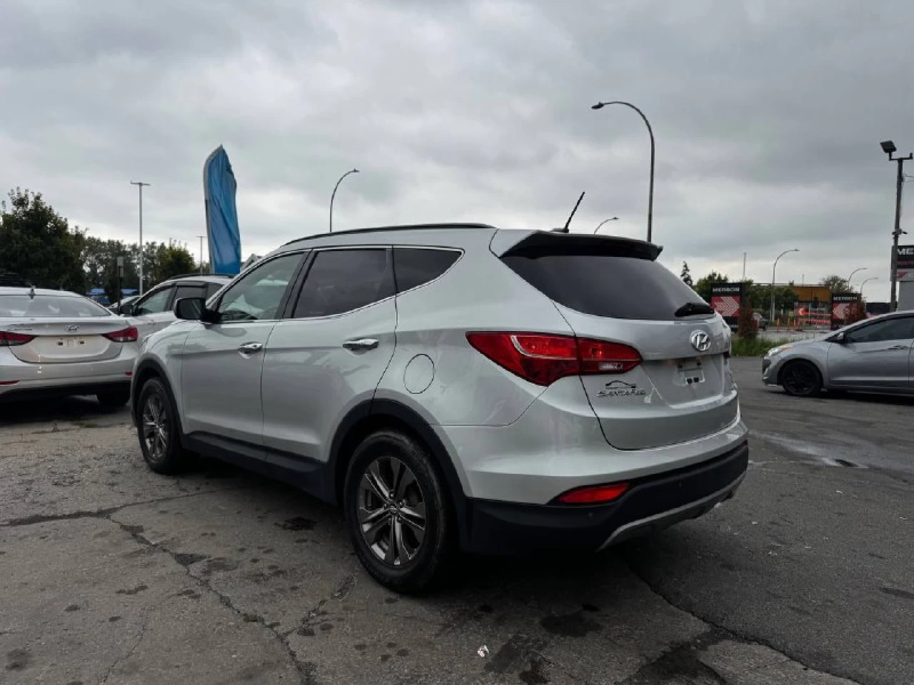 2014 Hyundai Santa Fe Sport Premium**Jamais Accidente**SIEGES CHAUFFNATS AVANT ET ARRIERE**VOLANT CHAUFFNATS**Financement 1Ère, 2e et 3e chance !! 100% ApprouvÉ Image principale