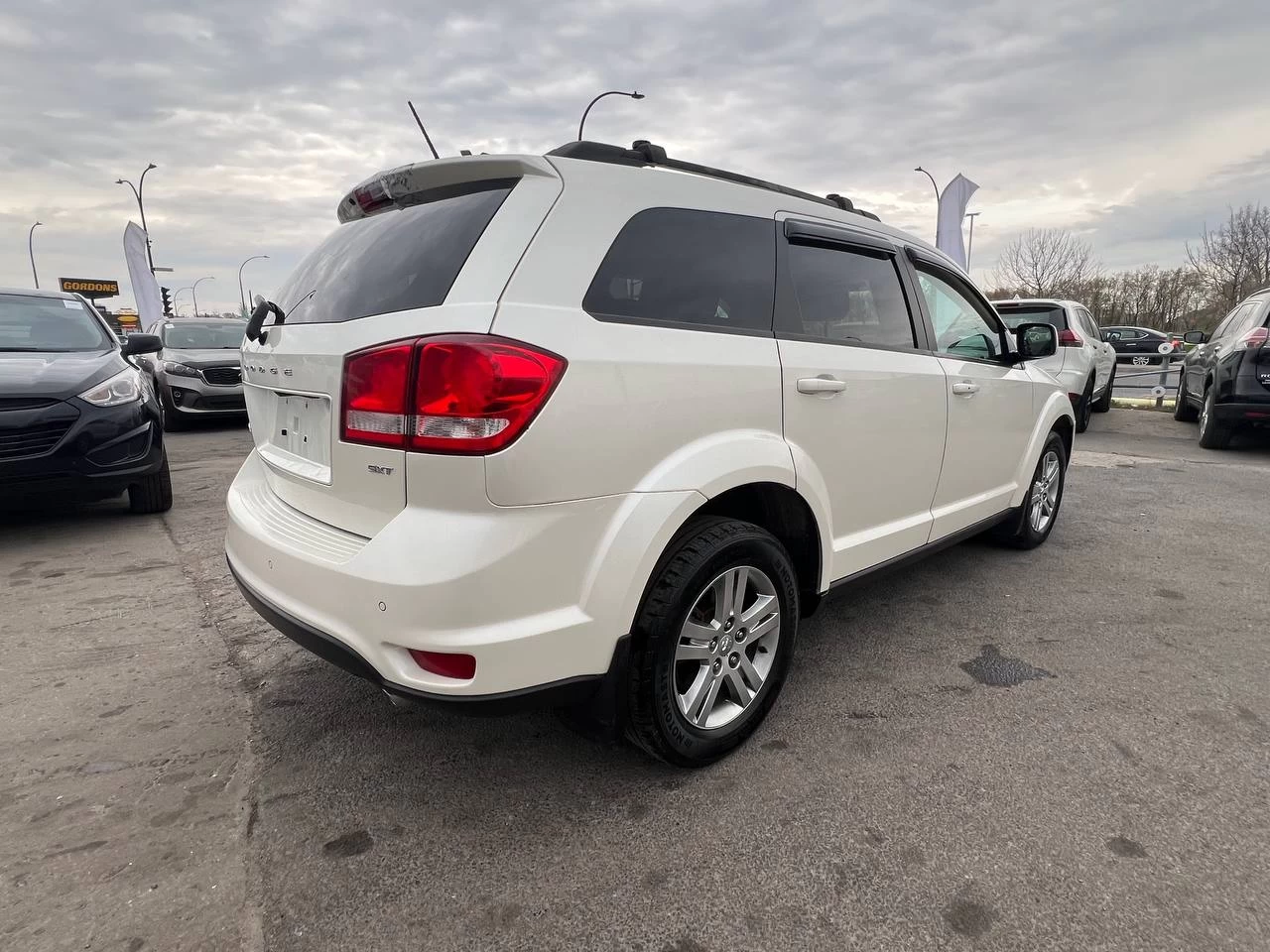 2017 Dodge Journey SXT**TOIT OUVRANT**CAMERA DE RECUL**SIEGES CHAUFFNATS**NAVIGATION**MAGS** Image principale