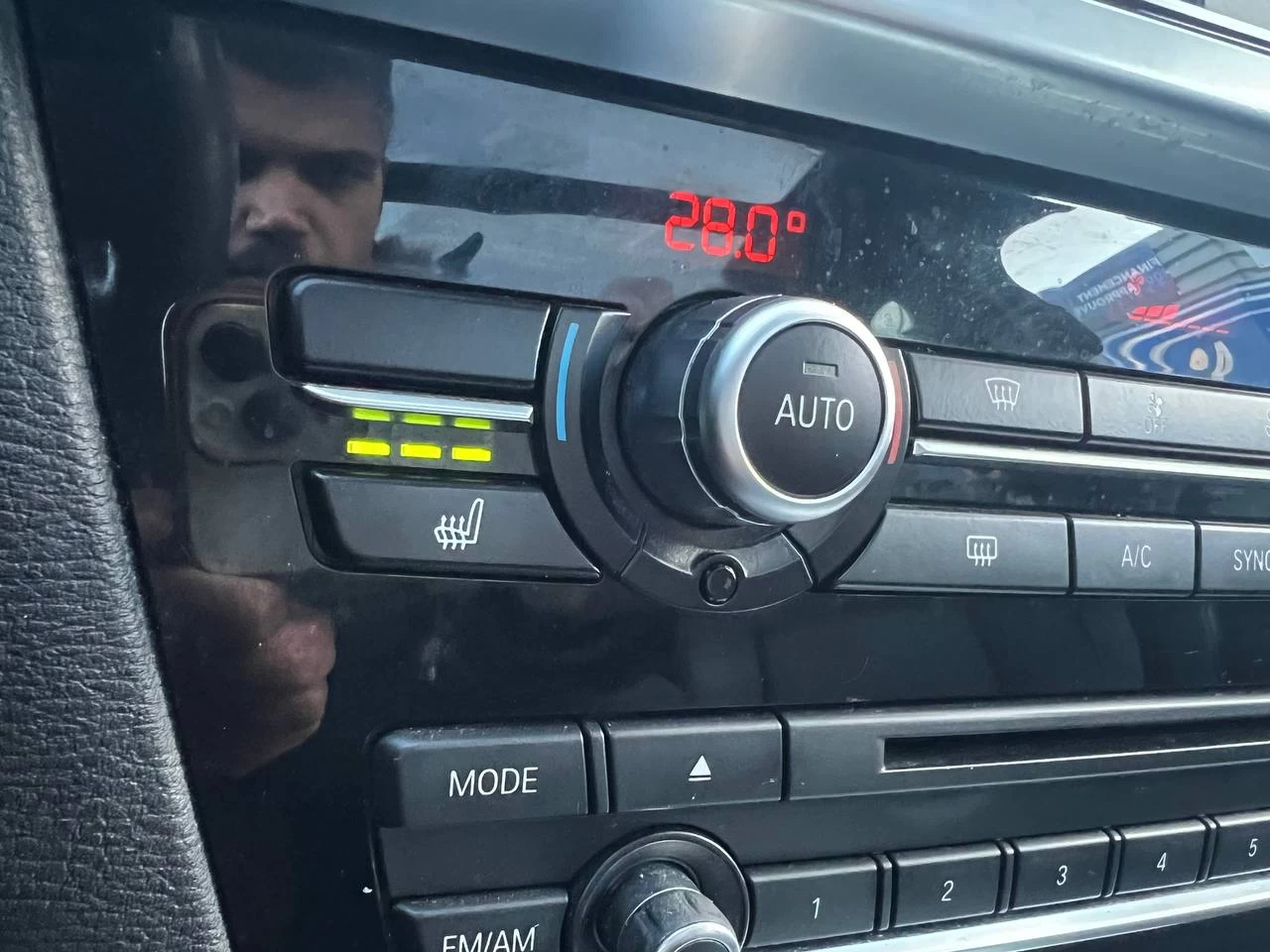 2015 BMW X3 XDrive28i**AWD**SAAQ CERTIFIEE**TOIT PANORAMIQUE**CAMERA DE RECULE**SIEGES CHAUFFNATS**MAGS**VOLANT CHAUFFNATS**CUIR** Image principale