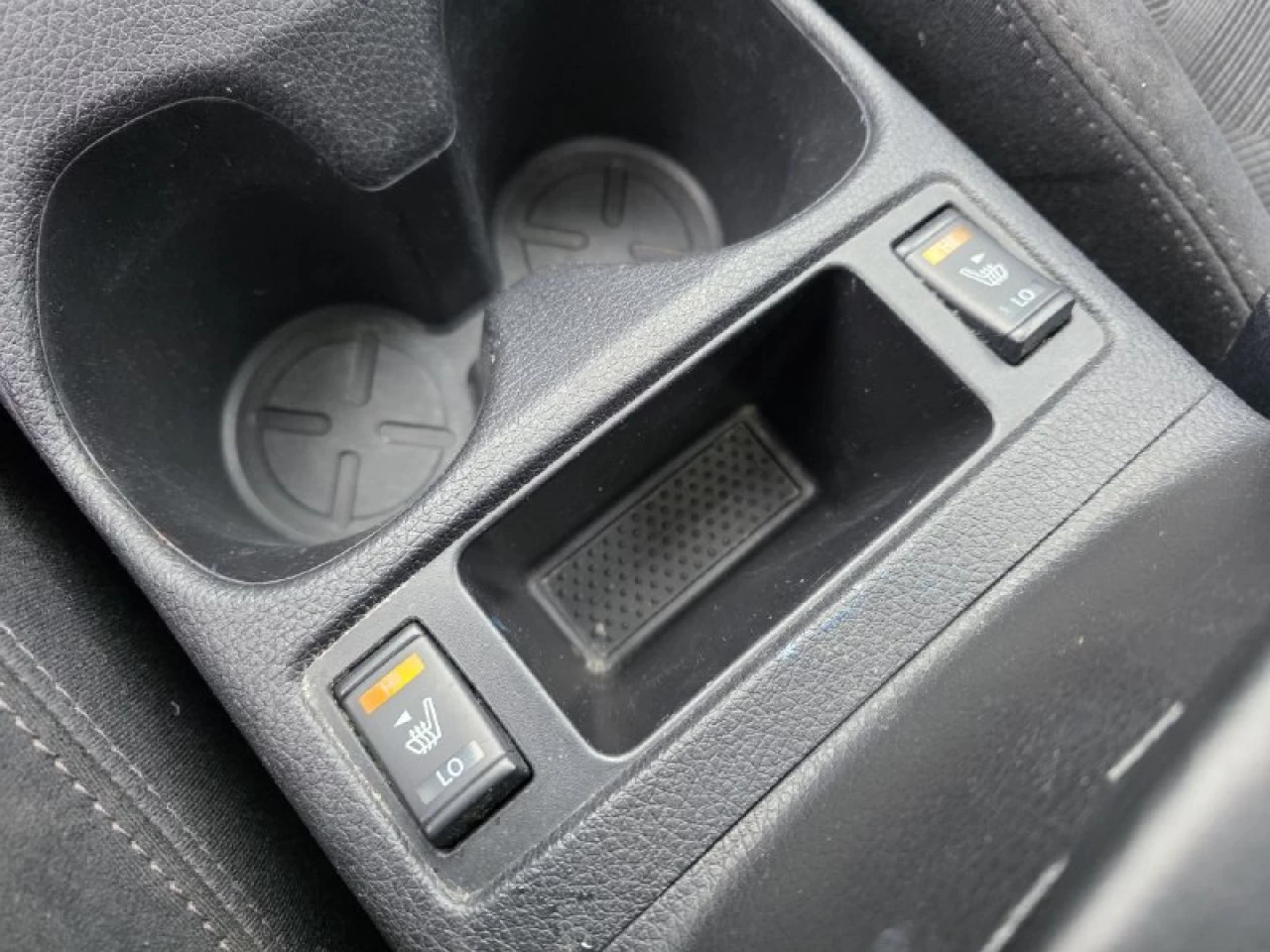 2014 Nissan Rogue SV**AWD**TOIT OUVRANT PANORAMIQUE**CAMERA DE RECULE**SIEGES CHAUFFNATS** Image principale