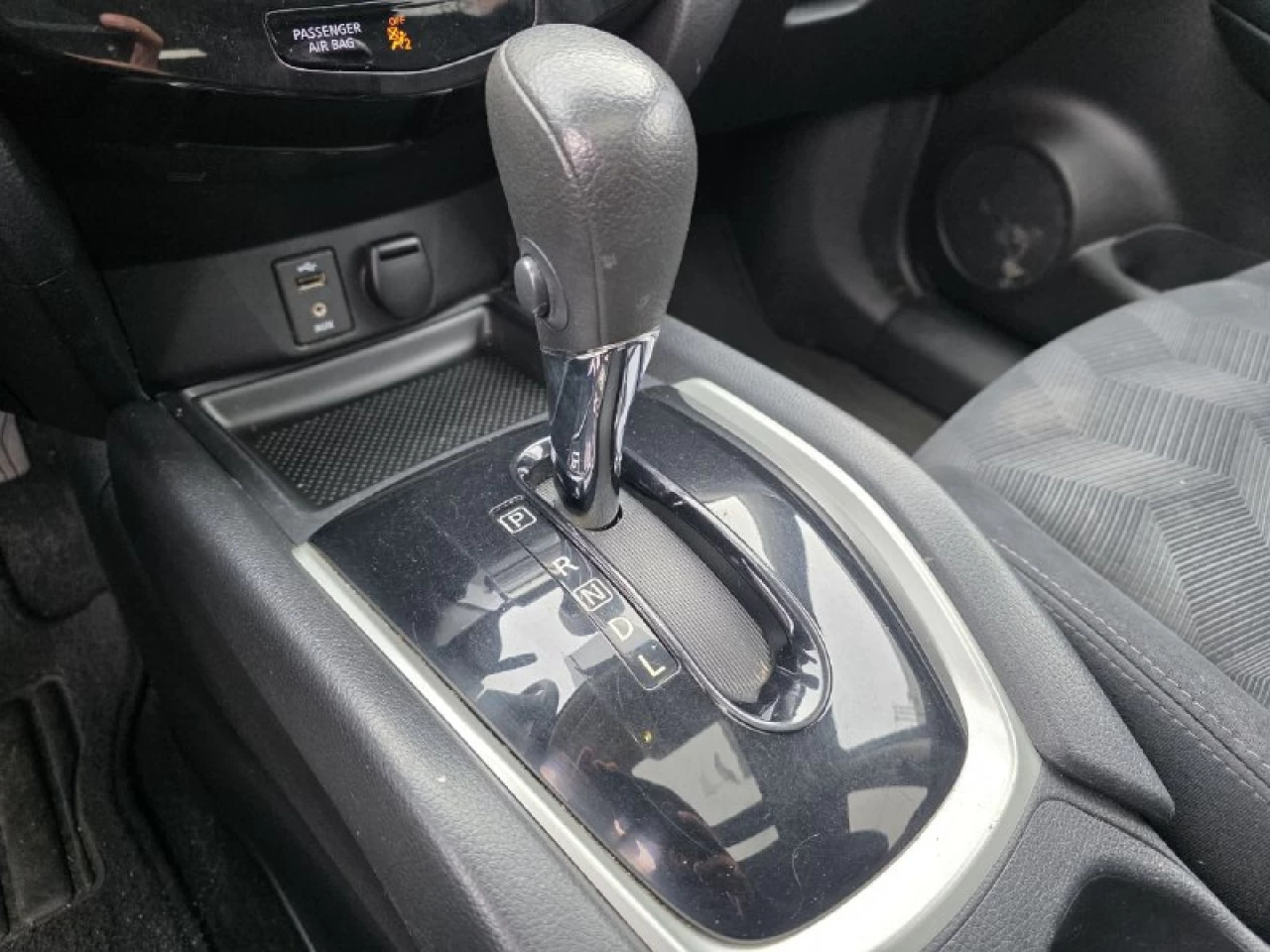 2014 Nissan Rogue SV**AWD**TOIT OUVRANT PANORAMIQUE**CAMERA DE RECULE**SIEGES CHAUFFNATS** Image principale