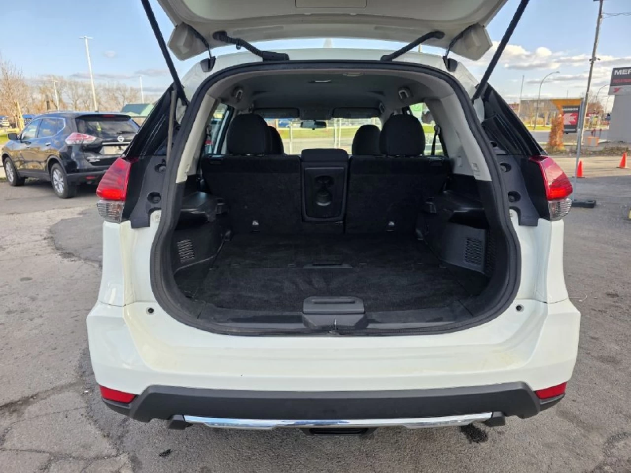 2018 Nissan Rogue S**AWD**CAMERA DE RECUL**SIEGES CHAUFFANTS**Mags** Image principale