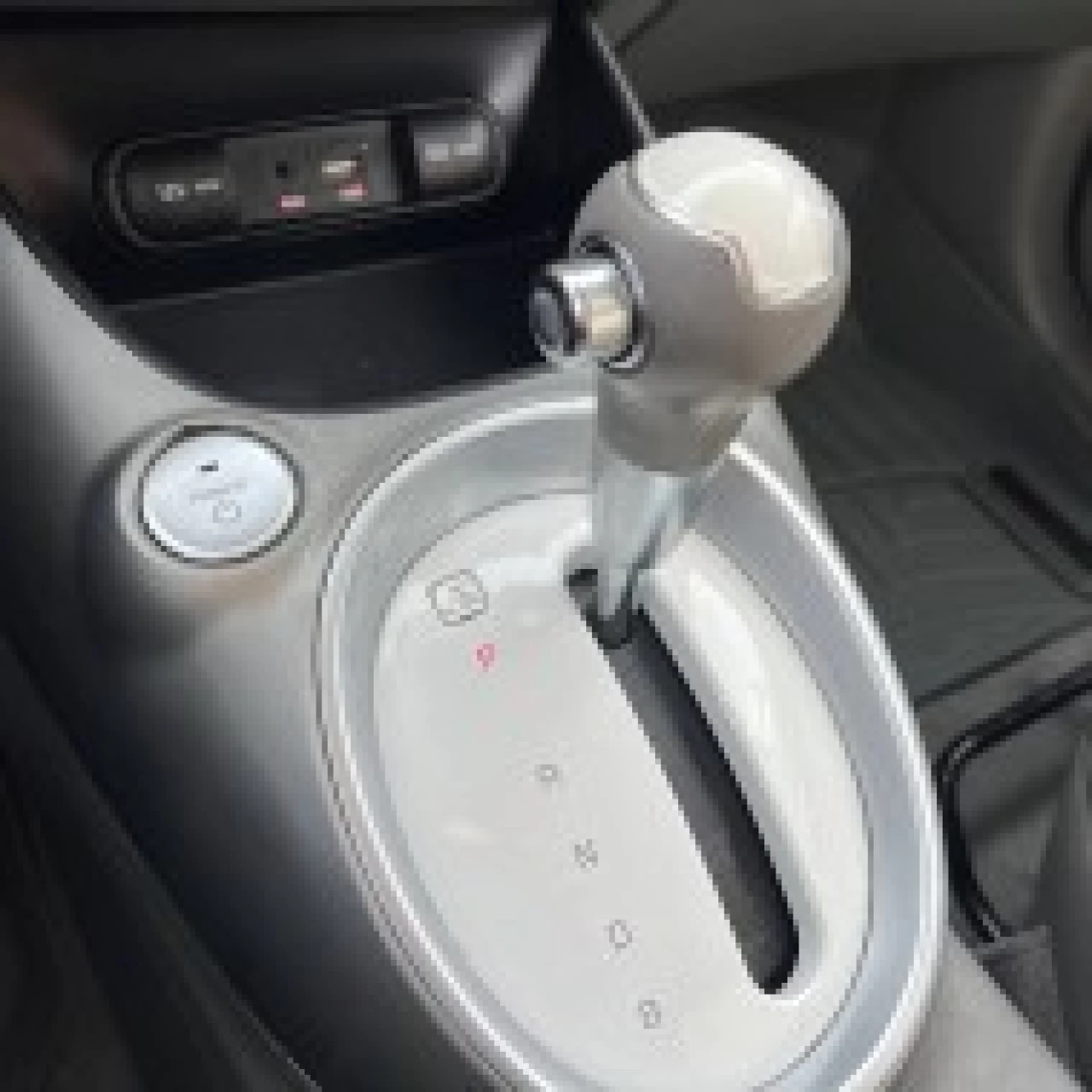 2016 Kia Soul EV Luxury**Jamais Accidentee**NAVIGATION**CUIR**SIEGES CHAUFFANTS AVANT ET ARRIERE**SIEGES FROIDS**VOLANT CHAUFFANT**MAGS** Main Image