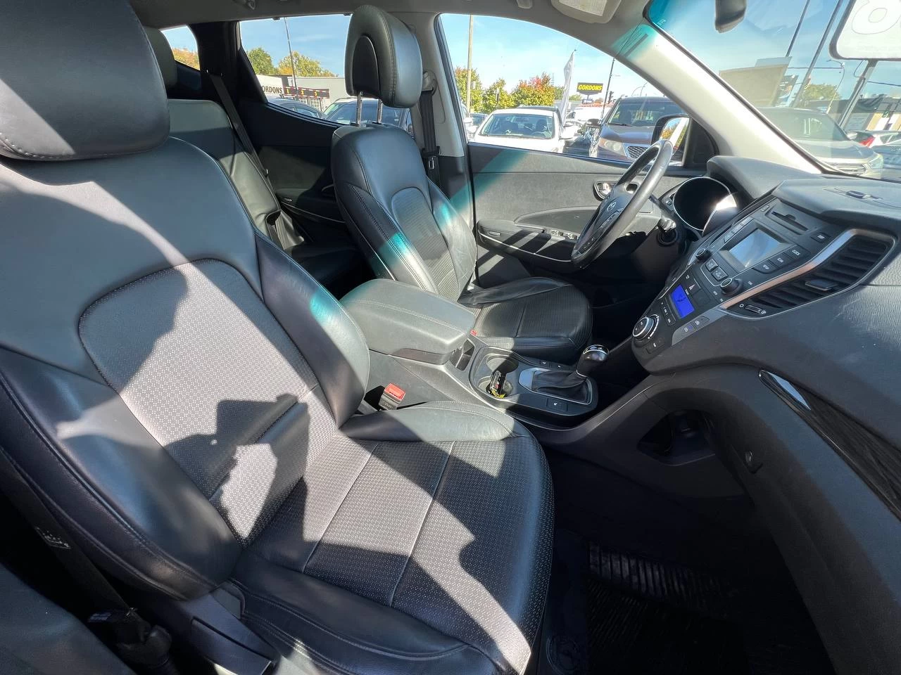 2014 Hyundai Santa Fe Sport SE**AWD**SAAQ CERTIFIEE**TOIT OUVRANT PANORAMIQUE**SIEGE EN CUIR**CAMERA DE RECUL**SIEGES CHAUFFNATS AVANT ET ARRIERE**VOLANT CHAUFFNATS**MAGS** Image principale