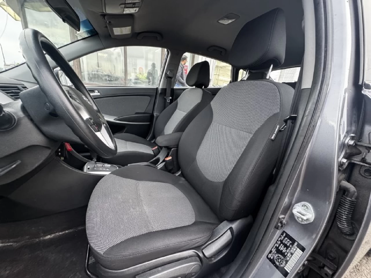 2014 Hyundai Accent GL**TRES BAS KILOMETRAGE**SIEGES CHAUFFNATS**PRIX EN SPECIAL** Image principale