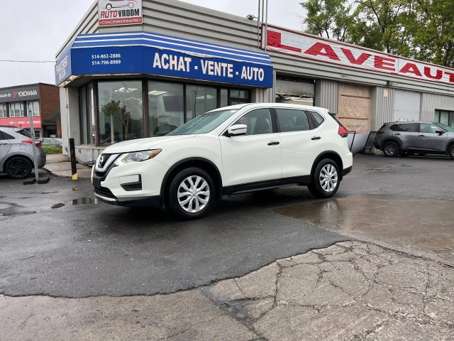 Nissan Rogue SV**Jamais Accidente**CAMERA DE RECULE**SIEGES CHAUFFNATS** 2017