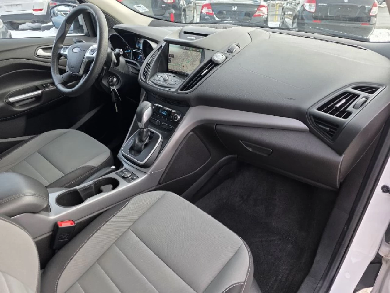 2014 Ford Escape JAMAIS ACCIDENTEE**AWD**NAVIGATION**CAMERA DE RECUL**SIEGES CHAUFFANTS**MAGS** Financement 1Ère, 2e et 3e chance !! 100% ApprouvÉ Main Image