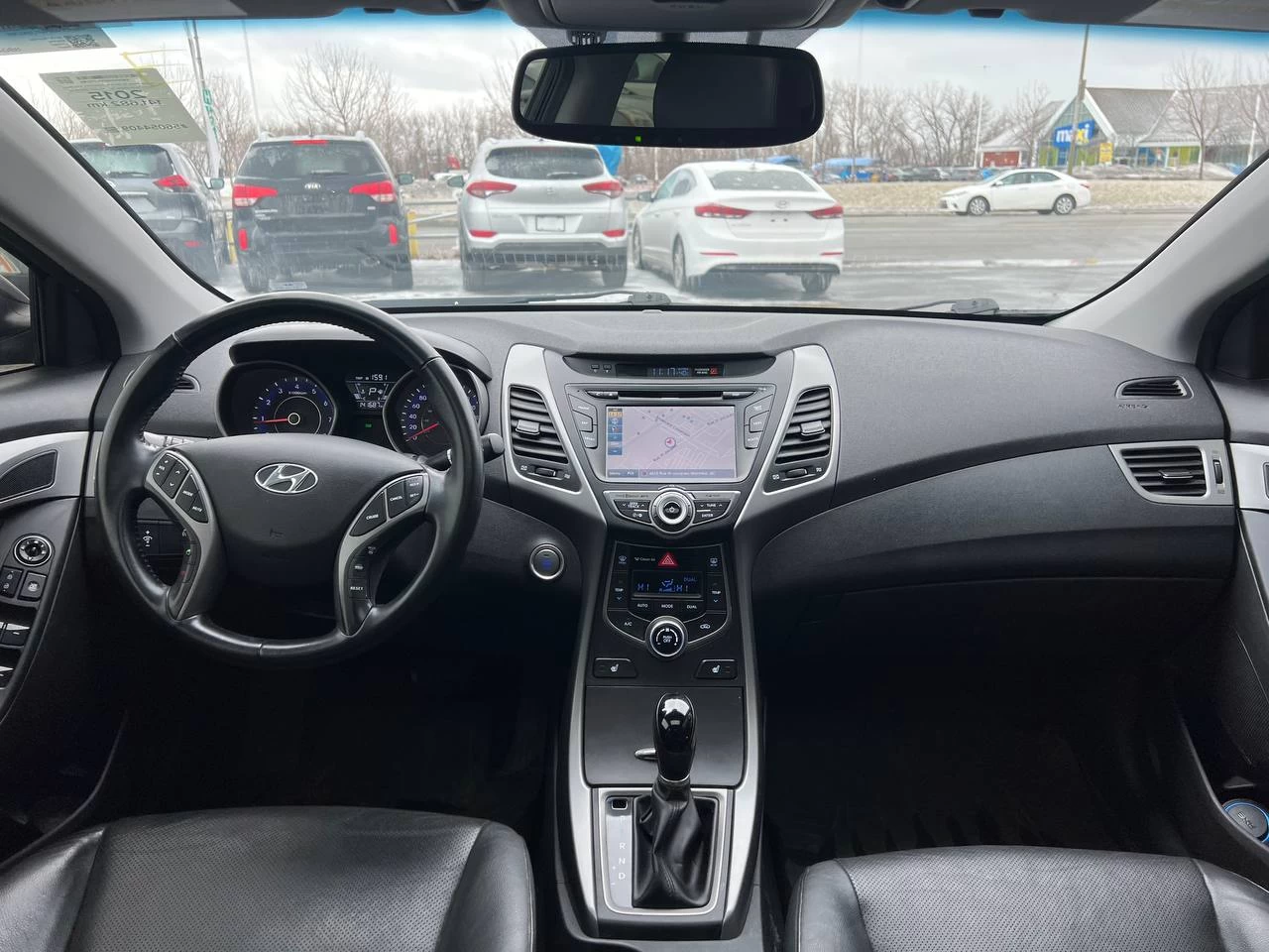 2015 Hyundai Elantra Limited**SAAQ CERTIFIEE**Toit Ouvrant**CamÉra de Recul**SIEGES EN CUIR**Navigation**SIEGES CHAUFFANTS Avant et ArriÈre**DÉmarrage À distance**MAGS** Image principale