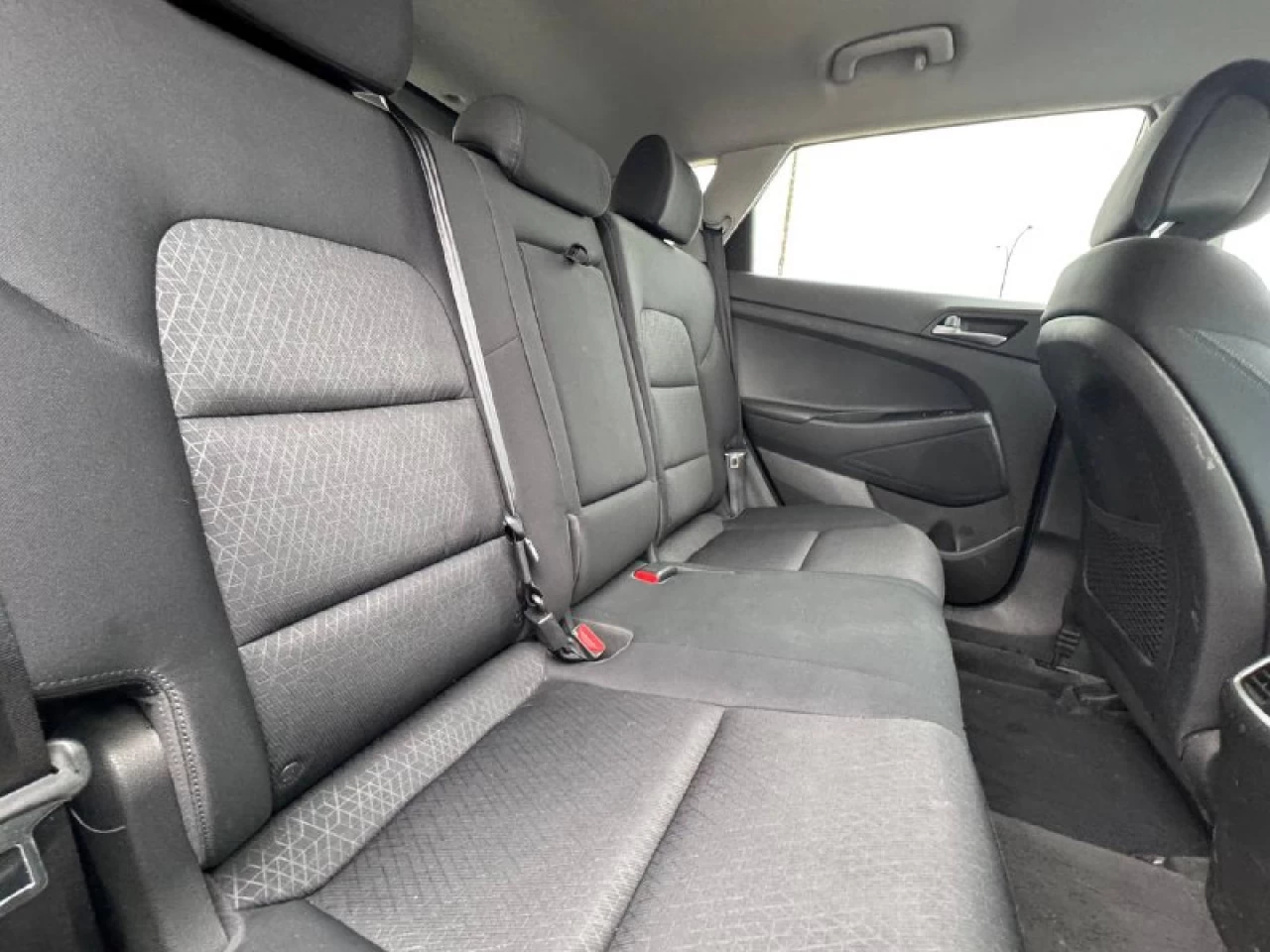 2016 Hyundai Tucson Premium **SIÈGES CHAUFFANTS AVANT ET ARRIÈRE**CAMERA DE RECUL**DÉTÉCTEUR D'ANGLES MORTS** Main Image