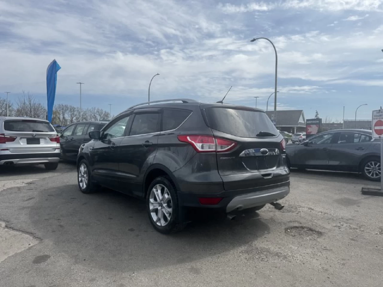 2015 Ford Escape Titanium**AWD**Toit Ouvrant**CamÉra de Recul**SIEGES EN CUIR**Navigation**SIEGES CHAUFFANTS**MAGS** Image principale