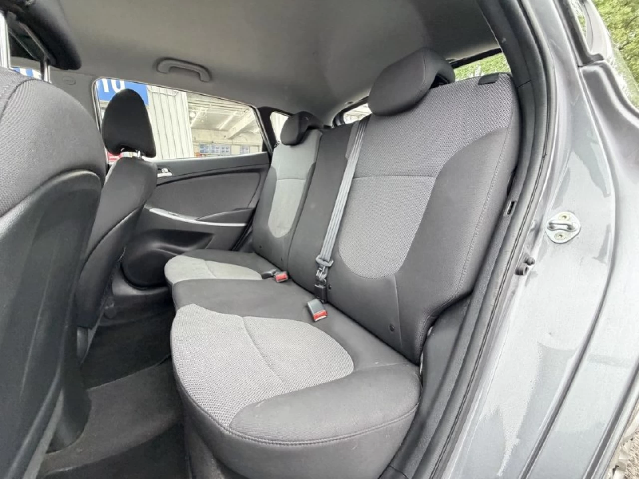 2014 Hyundai Accent GL**TRES BAS KILOMETRAGE**SIEGES CHAUFFNATS**PRIX EN SPECIAL** Image principale