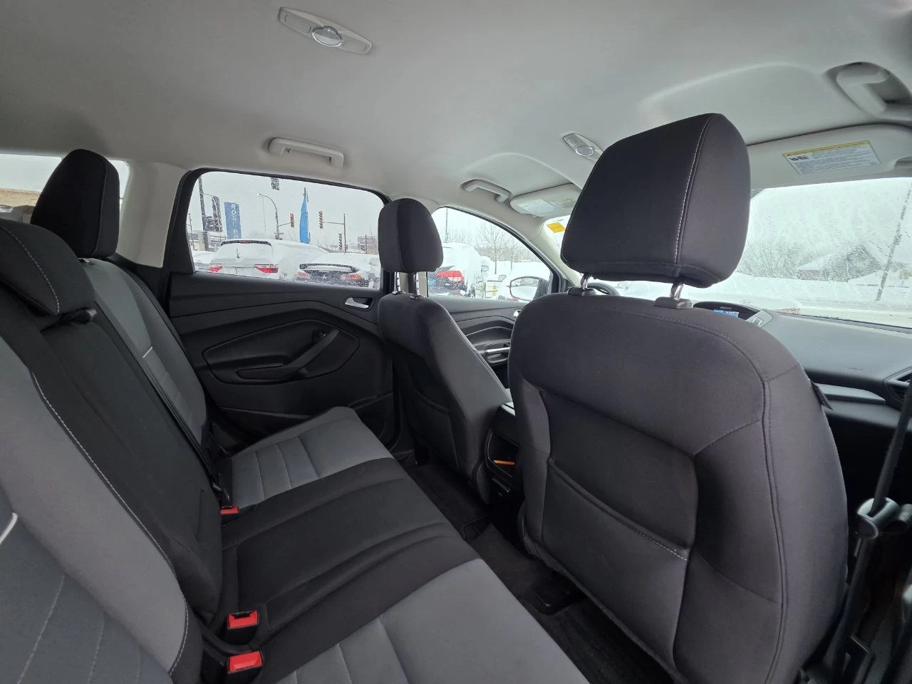 2013 Ford Escape **JAMAIS ACCIDENTEE**TRES BAS KILO**58 000KM**CERTIFIEE**SIEGES CHAUFFANTS**MAGS**EN SPECIAL** Image principale