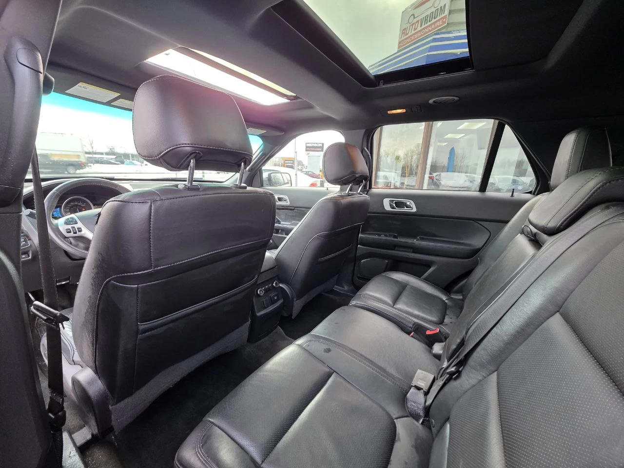 2014 Ford Explorer **LIMITEE**JAMAIS ACCIDENTEE**NAVI**7 PASSAGERS**CUIR**TOIT PANO**CAMERA DE RECUL**MAGS**TOUTE EQUIPEE** Image principale