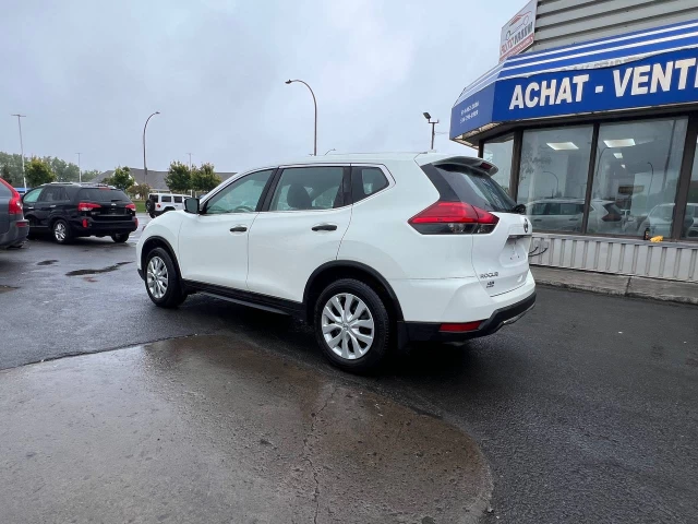 Nissan Rogue SV**Jamais Accidente**CAMERA DE RECULE**SIEGES CHAUFFNATS** 2017