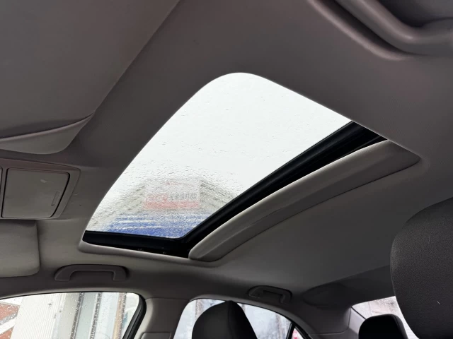 Acura TSX I4 Man**JAMAIS ACCIDENTEE**TOIT OUVRANT**SIEGES CHAUFFANTS**MAGS** 2010