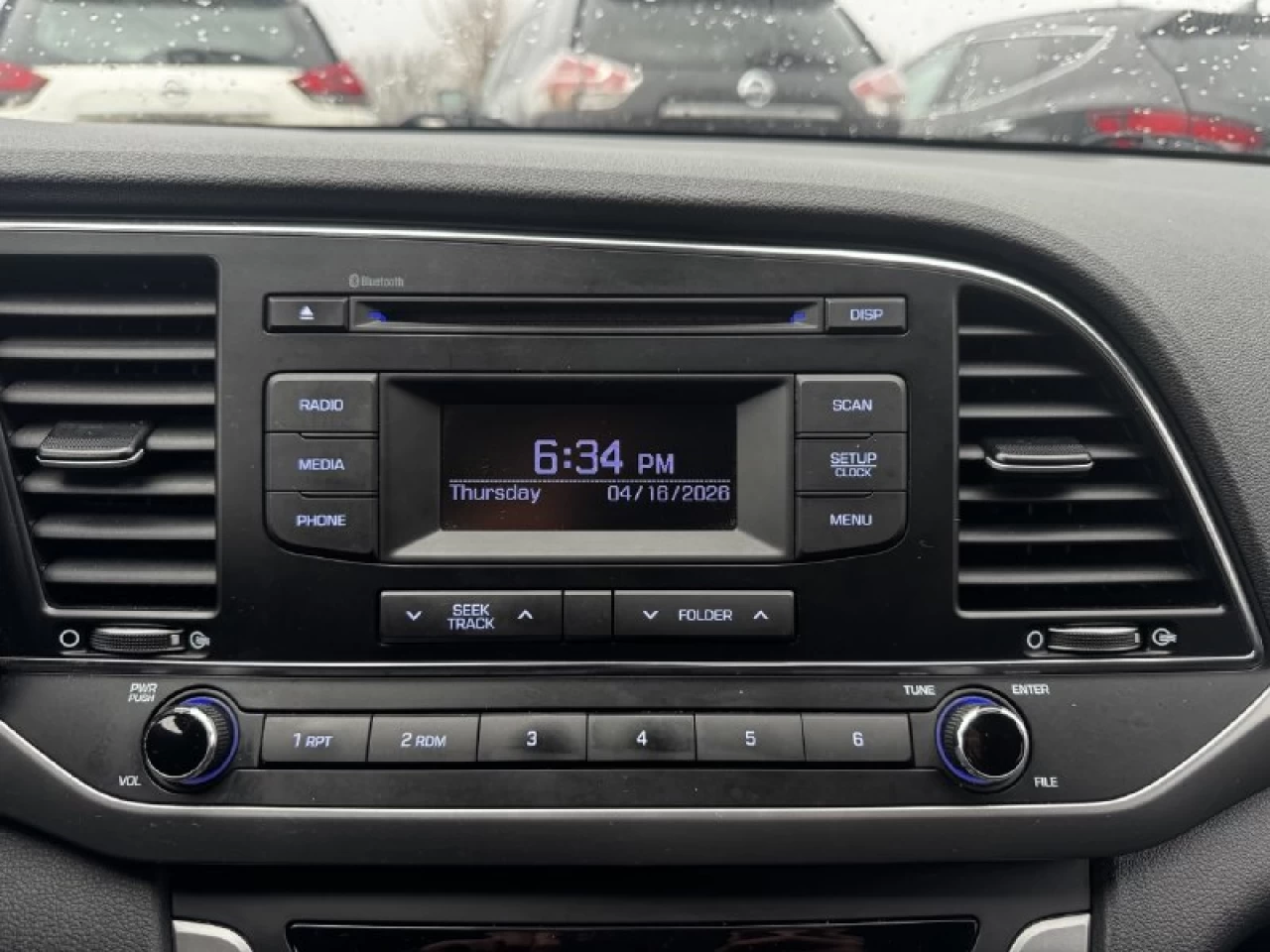 2017 Hyundai Elantra LE**SAAQ CERTIFIER**SIEGES CHAUFFNATS**MODE ECO** Image principale